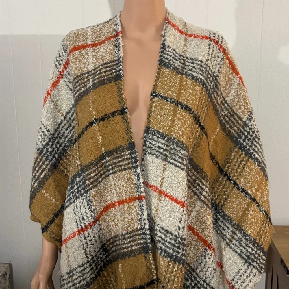 Echo Plaid Essentials Cozy Winter Poncho Wrap‎ O/S